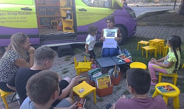 Maltepe'de Çocuklar Kitap ve Geleneksel Oyunlarla Buluştu