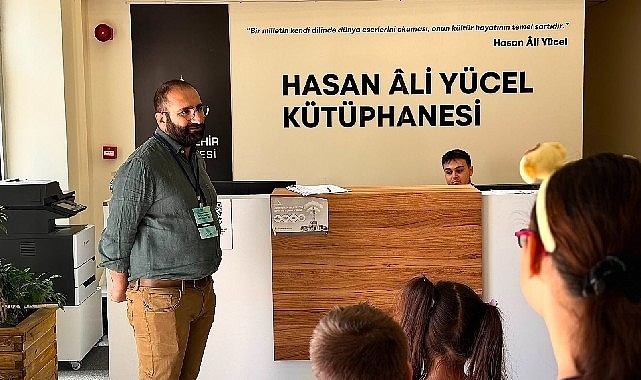 Çocuklar Kütüphanede Uzay Keşfine Çıktı