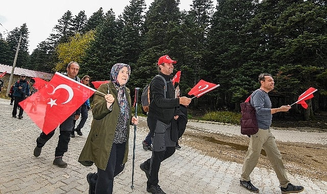 Uludağ'da Cumhuriyet Yürüyüşü